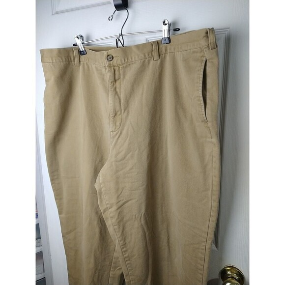 L.L. Beans Men's Lined Brown Khaki Natural Fit Pants. Size 44X32 - Picture 2 of 13